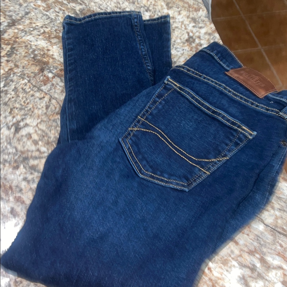 Hollister Blue Denim Jeans with Brown Leather Patch
EUC